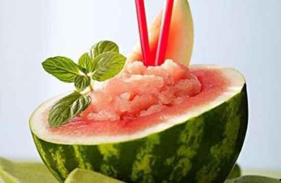 来例假吃瓜  第2张