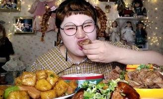 罗汉直播吃小瓜,吃瓜大赛，趣味横生！