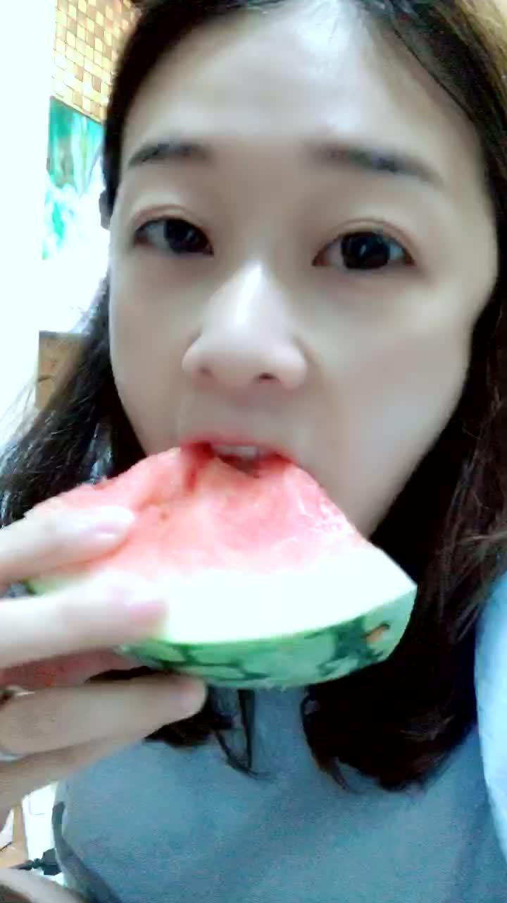 小姐姐吃瓜汇总