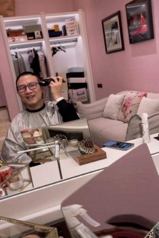 剃头吃瓜那个视频,揭秘网络热梗背后的趣味与思考