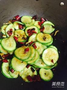 吃瓜视频的制作,制作过程大揭秘  第2张